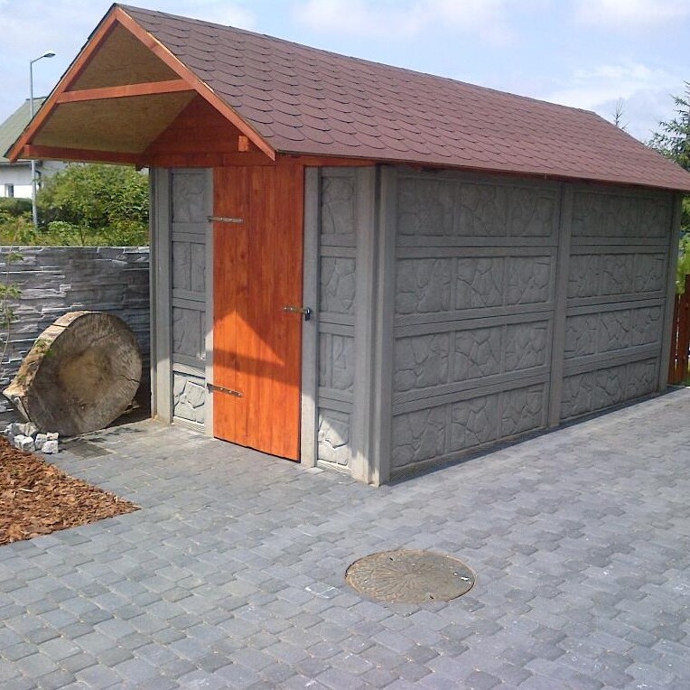 GARAŻE Z PŁYT BETONOWYCH